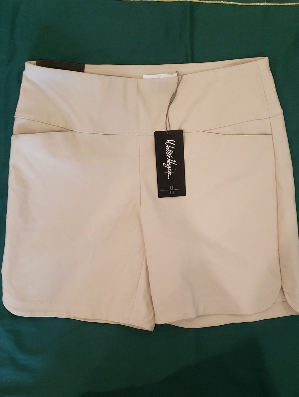 NEW Walter Hagen Sculpt Cream High-Waist Stretch Shorts  NWT